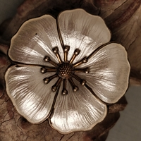blomster broche hvid emalje på sterling sølv genbrugs smykke vintage 